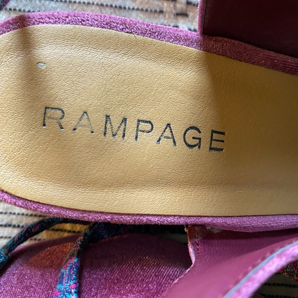 Size 8 1/2 Rampage Lace up heels in maroon - Picture 5 of 6